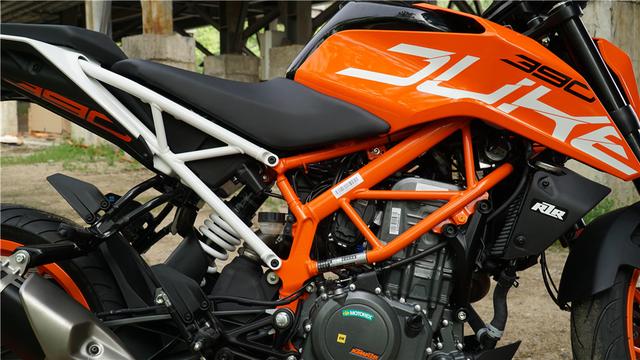 新车测评：来自欧洲的弯道火箭KTM 390 DUKE