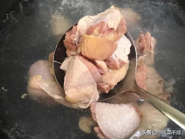 沧州火锅鸡，不一样的特色美食，火锅类的传奇，当地人一周吃三次