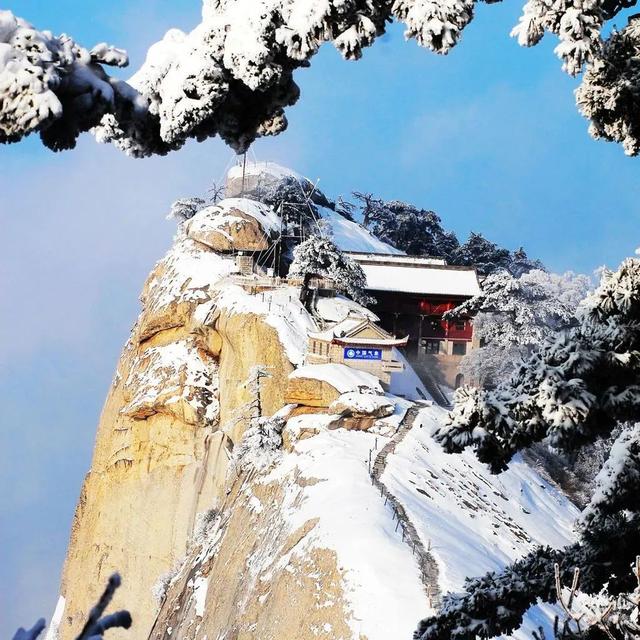 “踏雪寻梦•华山论剑”雪后初晴的华山五峰你最pick哪一个?