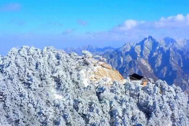 “踏雪寻梦•华山论剑”雪后初晴的华山五峰你最pick哪一个?