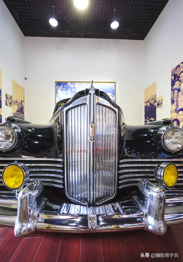 哈尔滨世纪汽车历史博物馆之前苏联吉斯110高级防弹轿车（二）