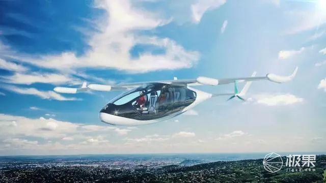 吉利飞行汽车将上市，30米起飞自备降落伞