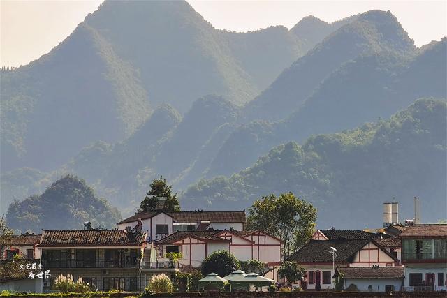 养老还是来贵州兴义吧，它才是真的冬暖夏凉，而且环境好物价低