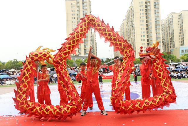 活力校园㊸｜龙城高级中学（教育集团）东兴外国语学校第五届体育艺术节举行