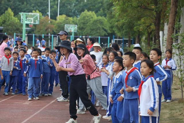 活力校园㊸｜龙城高级中学（教育集团）东兴外国语学校第五届体育艺术节举行