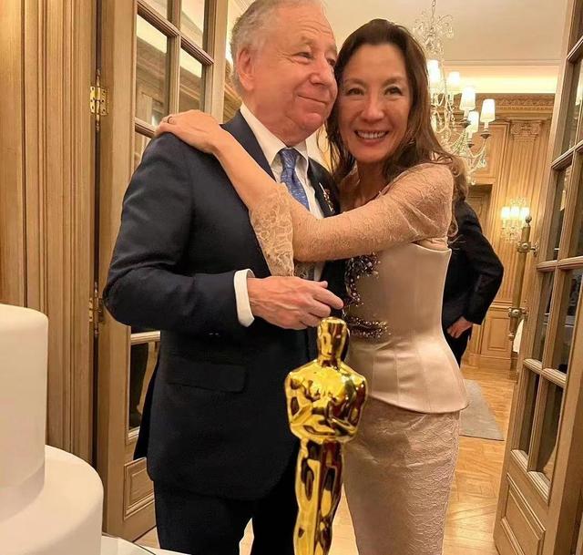 杨紫琼和77岁富豪正式结婚！结束19年爱情长跑，婚礼现场名流如云