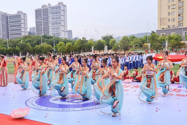 活力校园㊸｜龙城高级中学（教育集团）东兴外国语学校第五届体育艺术节举行