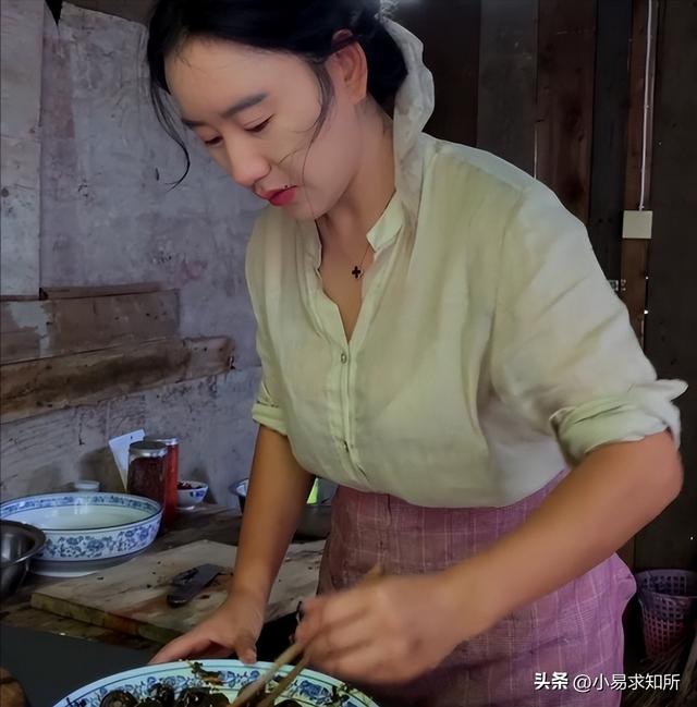 福建美女沈丹：负债百万回农村，从离异带娃到如今的千万网红