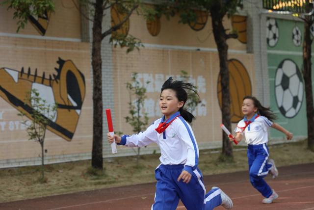 活力校园㊸｜龙城高级中学（教育集团）东兴外国语学校第五届体育艺术节举行