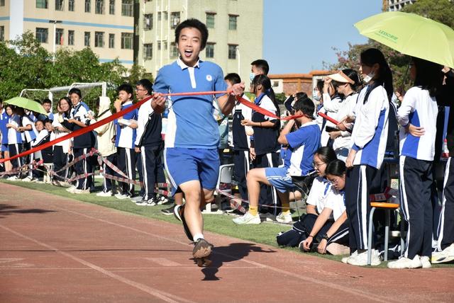 活力校园㊸｜龙城高级中学（教育集团）东兴外国语学校第五届体育艺术节举行