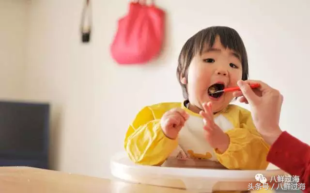 长绳悬钩，巧钓“餐桌上的软黄金”，探寻法国银鳕鱼的一生