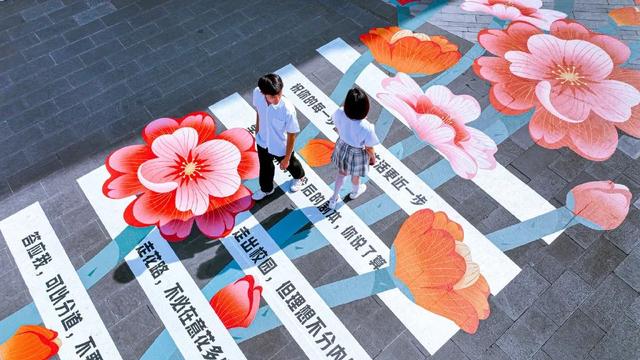 情感、互动、造梗……今年毕业季，平台轮番登场