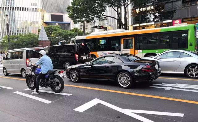 过过眼瘾 东京街头的出现的那些车，你能认全都是啥车么